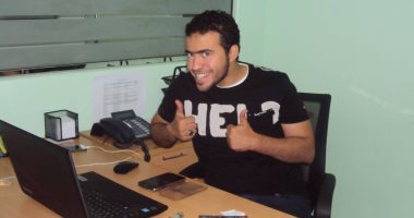 والد منفذ هجوم اللوفر: إبنى برئ وسلطات فرنسا استعجلت إطلاق النار عليه