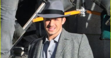 بالصور.. مات لانتر يصور مسلسل Timeless فى كندا