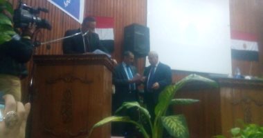 رئيس جامعة المنوفية: نرفع شعار "إكفل طالب بالجامعة وأرعى صبيا بالكتاب"