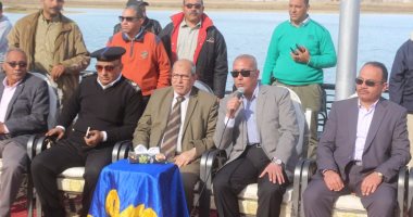 بالصور.. محافظ السويس يتفقد كورنيش السويس القديم بعد التطوير