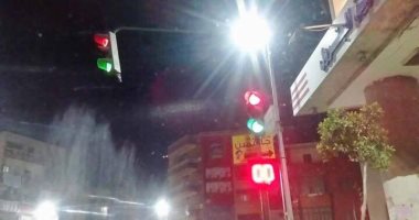 إشارة مرورية تصيب المارة بحالة من الحيرة فى أسيوط