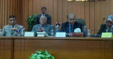 مهاب مميش يدعم النادى المصرى البورسعيدى بـ5 ملايين جنيه