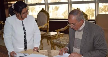 بالأسماء.. محافظ البحر الأحمر يعتمد نتيجة الشهادتين الابتدائية والإعدادية
