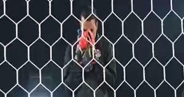 الحضرى يقرأ الفاتحة قبل مباراة الكاميرون 