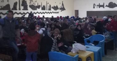 بالصور.. كافيهات السويس كاملة العدد فى النهائى الأفريقى