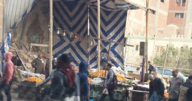 شكوى من انتشار الباعة الجائلين أسفل الدائرى بالمرج الجديدة