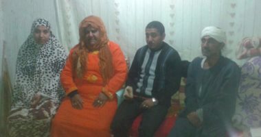 بالصور.. مأساة شاب أصيب بالصرع بعد اعتداء مدرس عليه