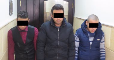 الطالب المتهم بقتل والده بالمقطم يعترف: قتلته بـ7 طعنات عشان أسرق فلوسه