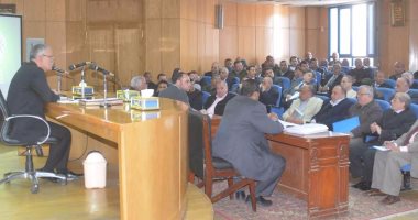 محافظ المنيا يكلف " ناصر " و " الفحام " للإشراف على مراكز الشمال و الجنوب