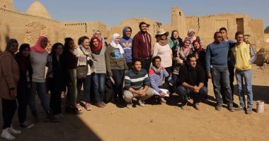 برنامج سياحى لطلاب الهندسة بـ15 جامعة لزيارة قرية حسن فتحى بالوادى الجديد