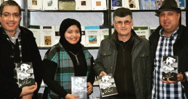 بالصور.. توقيع رواية "نبضا بنبض" للكاتبة آية الهوارى فى معرض الكتاب