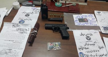 بالصور.. القبض على فرد أمن قبل استخراجه كارنيهات لانتحال صفة ضابط
