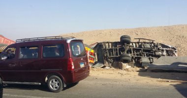 إصابة ضابط و4 مجندين فى انقلاب دورية بالوادى الجديد