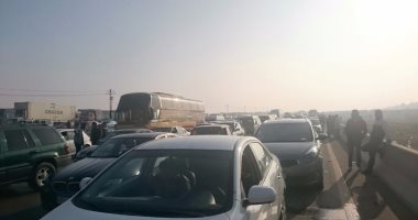 المرور:  فتح طريقى إسكندرية الصحراوى والعلمين بعد انقشاع الشبورة المائية