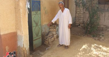 بالصور.. أهالى العامرية بالإسكندرية يشتكون من الصرف الصحى
