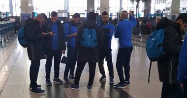 بعثة المصرى "ترانزيت" فى أبو ظبى قبل التوجه لنيجيريا