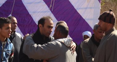 بالصور.. تشييع جنازة والد الكابتن سيد عبد الحفيظ بقرية قلمشاة بالفيوم