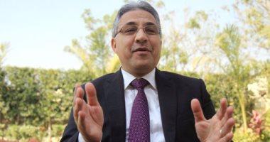 أحمد السجينى: ليس من صلاحيات الوزير سحب قانون الإدارة المحلية من البرلمان