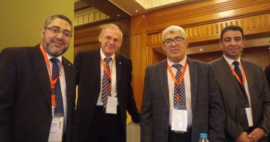 أستاذ مخ وأعصاب: دواء جديد لعلاج مرض التصلب المتعدد يؤخذ كل 6 أشهر بالوريد