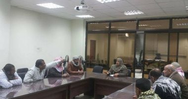 "الخارجة" تدرس توصيل الصرف الصحى وإنارة حى عين البرج بتكلفة 3 ملايين جنيه
