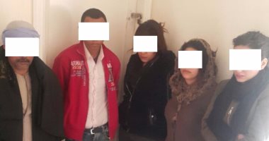 سقوط شبكة دعارة تخصص "خليجيين" يديرها حارس عقار وقواد بالهرم