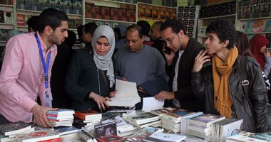 أكثر من 350 شاعرا فى أمسيات قصور الثقافة بمعرض الكتاب