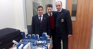 ضبط طبيب بالمطار لمحاولته تهريب مستلزمات طبية لعلاج الأسنان