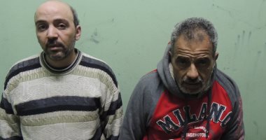 القبض على عاطلين وبحوزتهما 2450 قرص مخدر بالأميرية