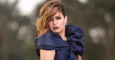 منة فضالى تعود من باريس من أجل تصوير "أفراح إبليس 2"