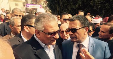 بالصور.. وزيرالتنمية المحلية ومحافظ البحيرة يفتتحان مسجدا بكوم حمادة