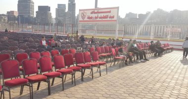 بالصور.. توافد أعضاء الزمالك لمتابعة السوبر داخل قلعة ميت عقبة