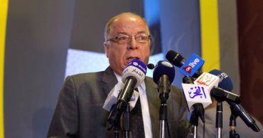ثورة للمثقفين على السوشيال ميديا بعد قرار نقل معرض الكتاب