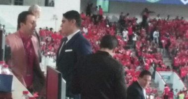 أحمد أبو هشيمة بمقصورة ستاد محمد بن زايد لمتابعة مباراة السوبر