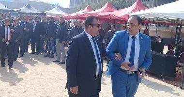 بالصور.. نائبا دار السلام "إيد فى إيد" بفعاليات ملتقى توظيف بمركز الشباب