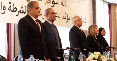 بدء مؤتمر "الحركة الوطنية" بالوقوف دقيقة حداد على أرواح شهداء الشرطة والجيش