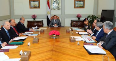 الرئيس السيسي يستعرض المؤشرات القوية للاقتصاد المصرى ويوجه بتكثيف الرقابة.. ويؤكد: اقتصادنا يسير فى الاتجاه الصحيح بفضل شجاعة وتفهم المصريين.. واحتياطى النقد الأجنبى يقفز لـ 26.3 مليار دولار