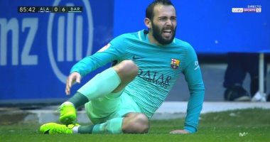 أخبار برشلونة اليوم: ضربة موجعة للبارسا بغياب فيدال لنهاية الموسم