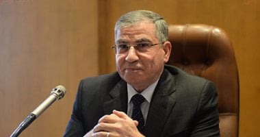 مصيلحى يودع العاملين بـ"التموين" عقب إقرار التعديل الوزارى الجديد