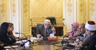 "دينية البرلمان" تؤجل مناقشة "تنظيم الفتوى" لحين سماع رأى مفتى الجمهورية