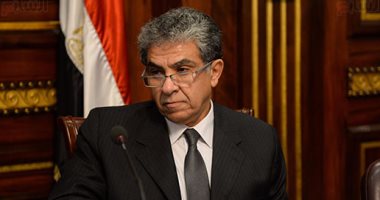 البيئة تطلق سراح 19 صقرا إلى بيئتها الطبيعية بعد ضبطها بحوزة مسافر بـ قنا