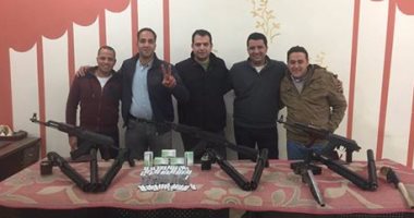 ضبط 10 بنادق آلية وخرطوش بحوزة هارب من السجن بمركز الفشن فى بنى سويف