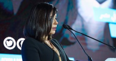 منى زكى تدشن حملة لجمع تبرعات لمساعدة الأطفال المضارين من الصراعات