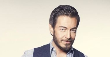 أحمد زاهر يصور "الحالة ج" فى مستشفى السكة الحديد