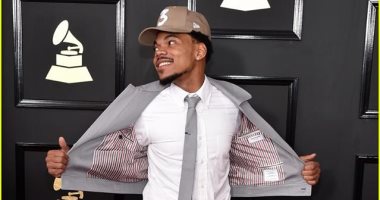 Chance the Rapper يفوز بجائزة جرامى أفضل فنان صاعد    