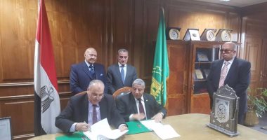 رئيس هيئة النيابة الإدارية يوقع عقد تخصيص مقر الهيئة بمحافظة القليوبية