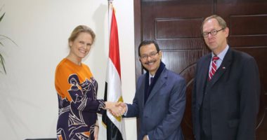 أحمد درويش يبحث مع سفير النرويج الاستثمار بالمنطقة الاقتصادية لقناة السويس