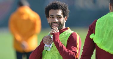 محمد صلاح و21 لاعبا فى قائمة روما لمواجهة إنتر بقمة الكالتشيو