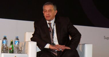  رئيس هيئة البترول السابق: تقدمت باستقالتى لإتاحة الفرصة أمام قيادات جديدة