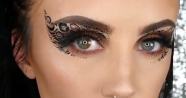 بالفيديو والصور.. تعلمى طريقة وضع تاتو الـ eye shadow فى دقيقة واحدة