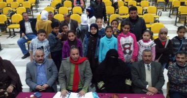 بالصور.. تلاميذ جنوب سيناء يبدعون فى "مسرحة" المناهج التعليمية 
